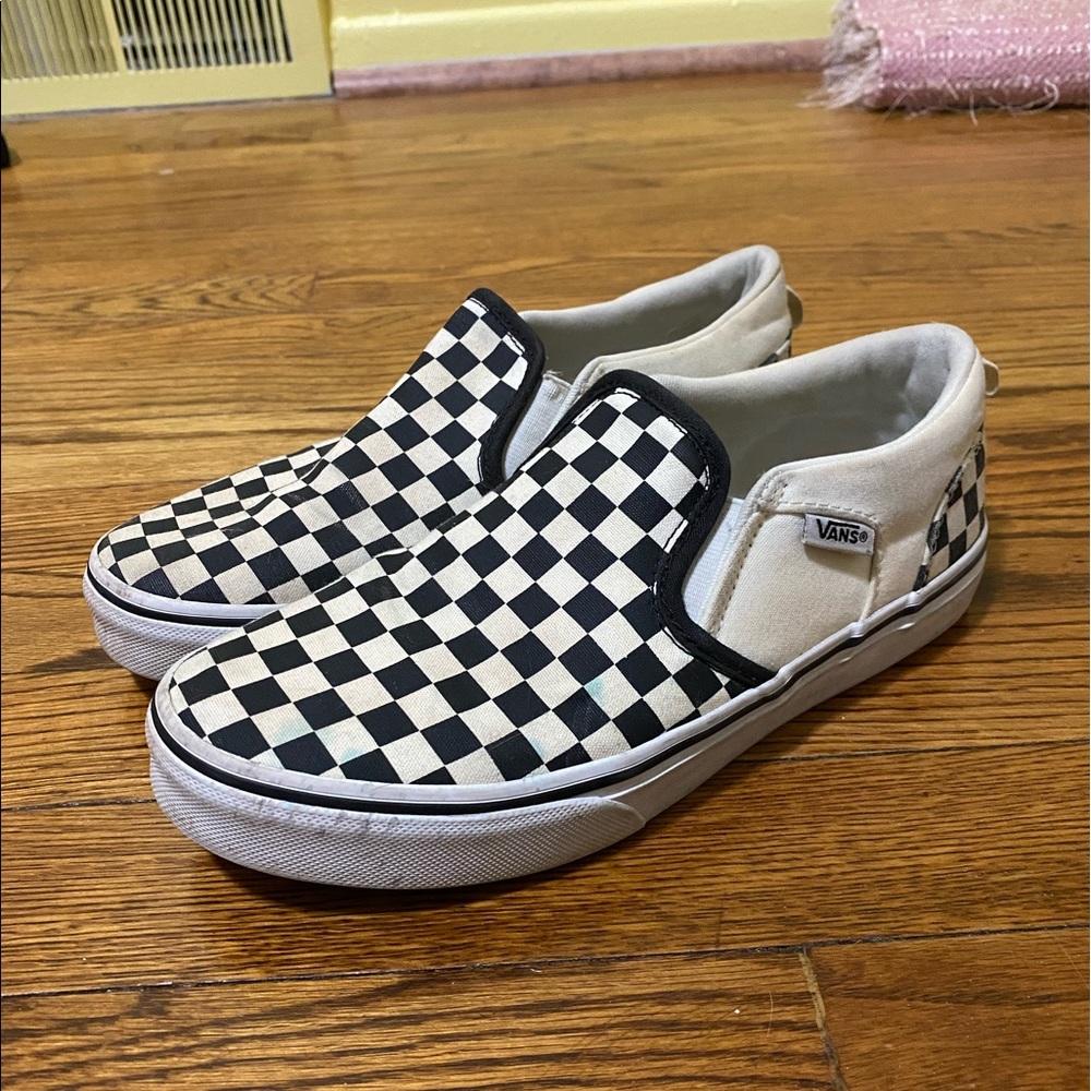 kids’ checkerboard vans